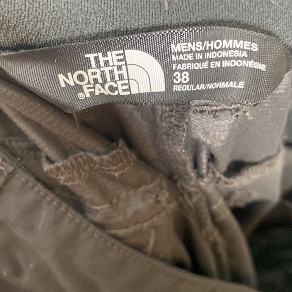 The North Face Men's Black Convertible Outdoor Cargo Pants Lightweight size 38 - Picture 10 of 12